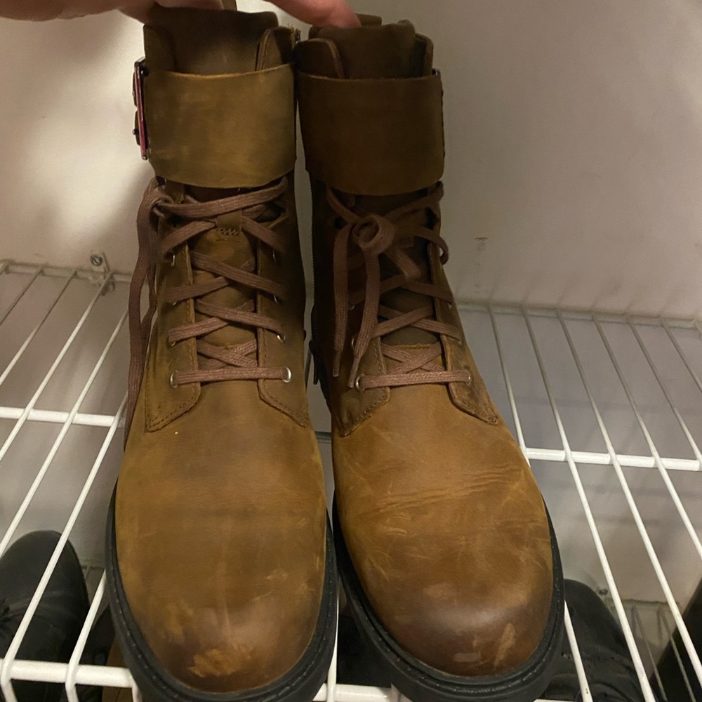 Clarks boots
